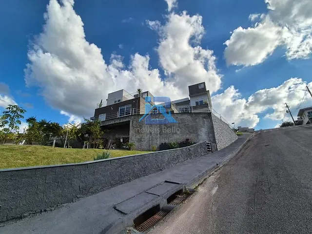Casa com 990m² 5 quartos e 7 banheiros, à venda, no bairro Parque das Laranjeiras em Itatiba