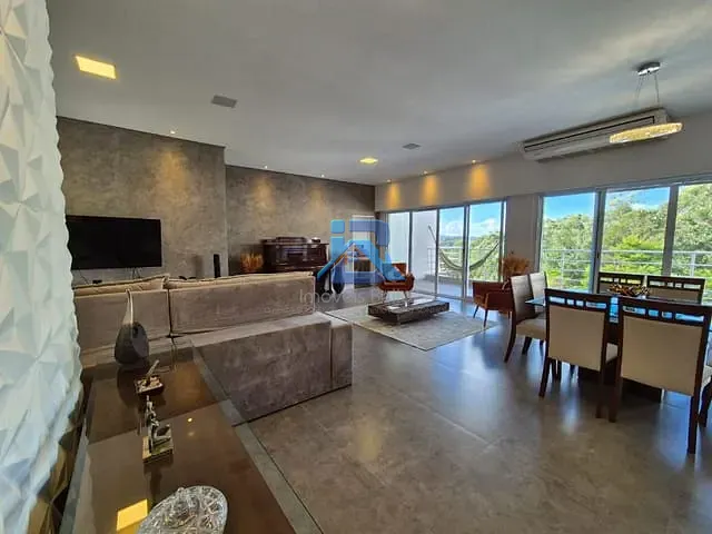 Casa com 990m² 5 quartos e 7 banheiros, à venda, no bairro Parque das Laranjeiras em Itatiba