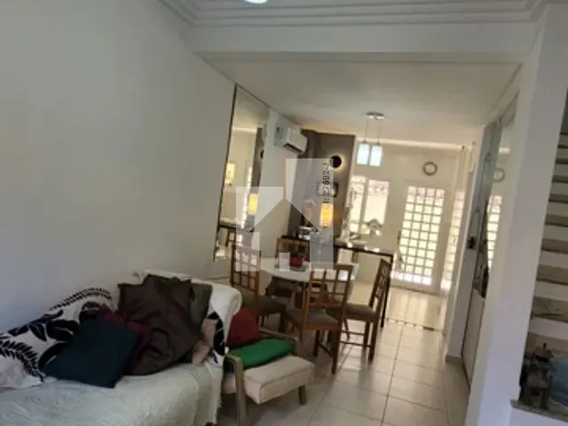 Casa com 100m² 2 quartos e 2 banheiros, à venda, no bairro Vila Maringá em Jundiaí