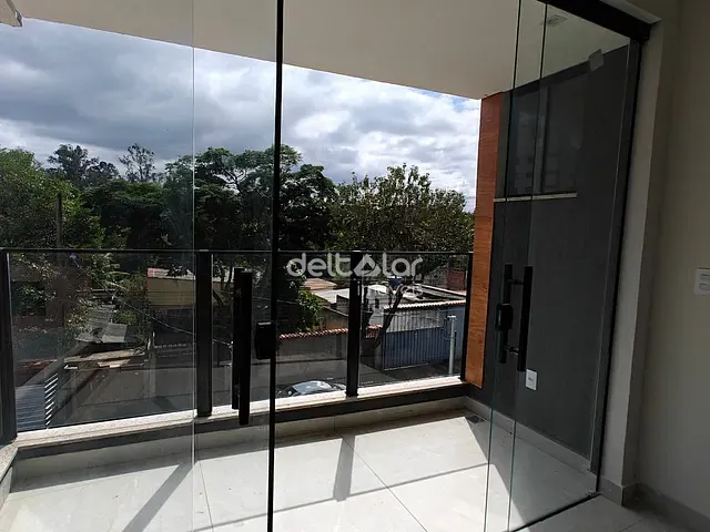 Casa com 235m² 3 quartos e 2 banheiros, à venda, no bairro Planalto em Belo Horizonte