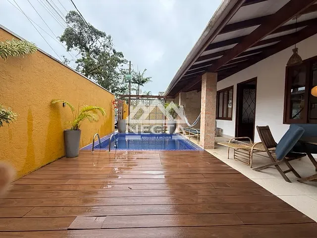 Casa com 410m² 4 quartos e 6 banheiros, à venda, no bairro Juquehy em São Sebastião