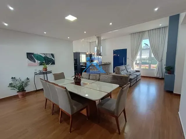 Casa com 628m² 3 quartos e 2 banheiros, à venda, no bairro Condomínio Ninho Verde II em Pardinho