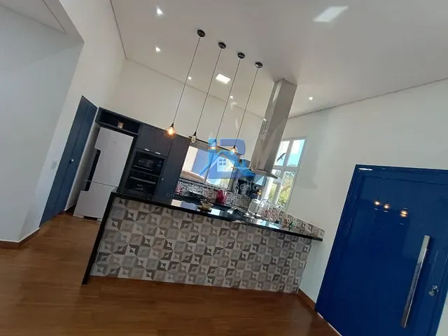 Casa com 628m² 3 quartos e 2 banheiros, à venda, no bairro Condomínio Ninho Verde II em Pardinho