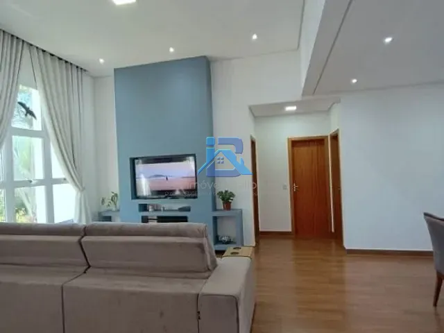 Casa com 628m² 3 quartos e 2 banheiros, à venda, no bairro Condomínio Ninho Verde II em Pardinho