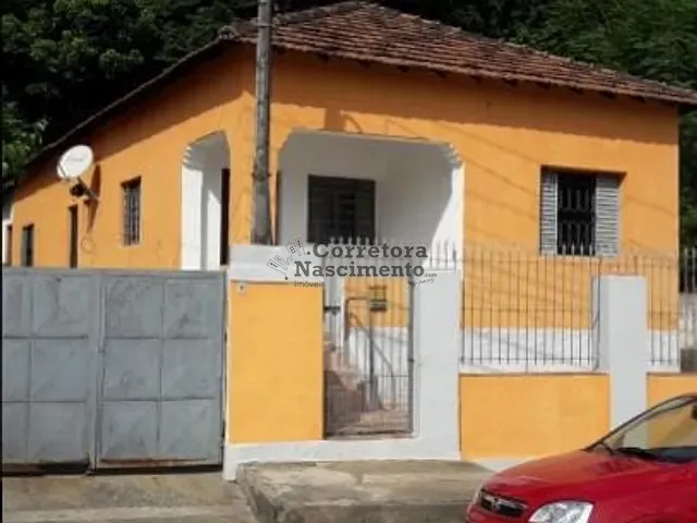 Casa com 700m² 3 quartos e 2 banheiros, à venda, no bairro Centro em Jacareí
