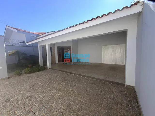 Casa 4 quartos e 3 banheiros, à venda, no bairro Parque das Orquideas em Guaxupé