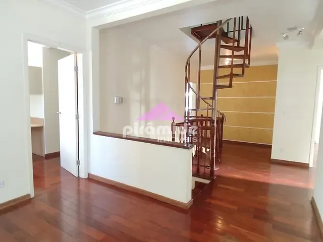Casa com 350m² 4 quartos e 3 banheiros, à venda, no bairro Villa Branca em Jacareí