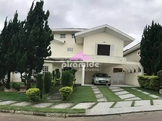 Casa com 350m² 4 quartos e 3 banheiros, à venda, no bairro Villa Branca em Jacareí