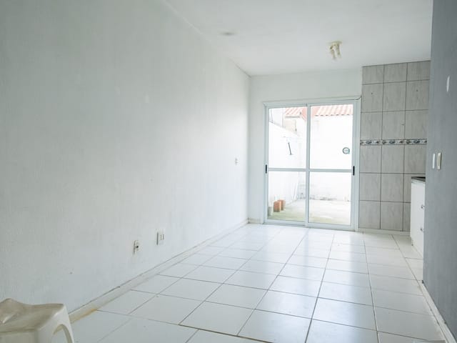 Casa com 43m² 2 quartos e 1 banheiro, à venda, no bairro Três Vendas em Pelotas