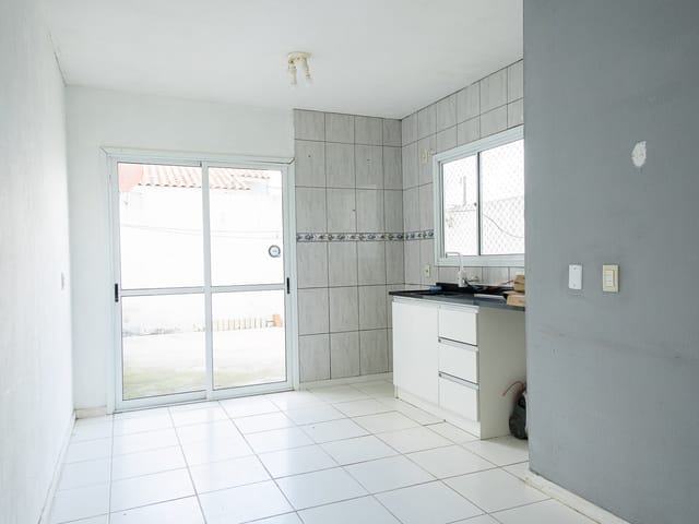 Casa com 43m² 2 quartos e 1 banheiro, à venda, no bairro Três Vendas em Pelotas