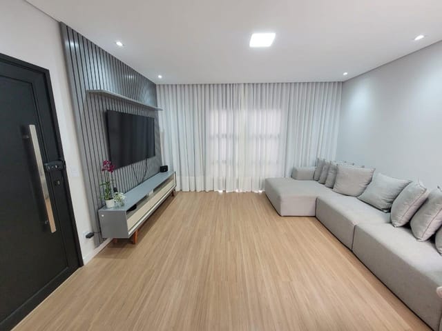 Casa 3 quartos e 3 banheiros, à venda, no bairro Loteamento Residencial Santa Gertrudes em Valinhos