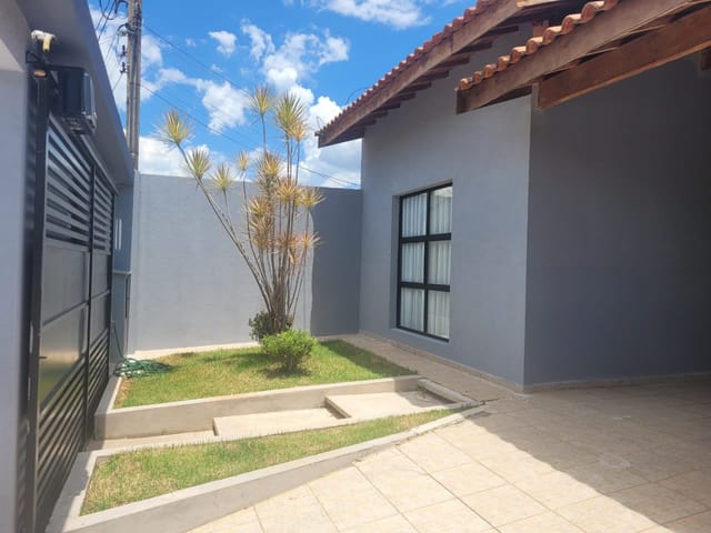 Casa 3 quartos e 3 banheiros, à venda, no bairro Loteamento Residencial Santa Gertrudes em Valinhos