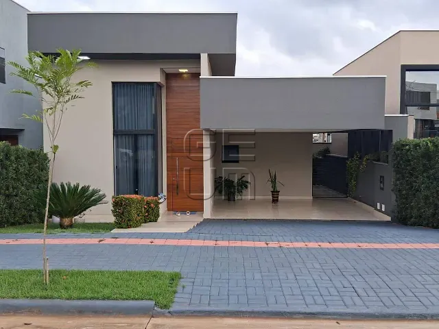 Casa com 250m² 3 quartos e 4 banheiros, à venda, no bairro Parque Tauá em Londrina