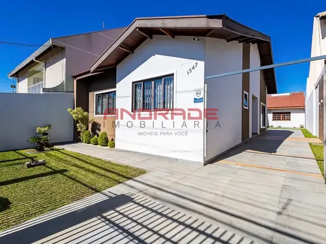 Casa com 418m² 2 quartos e 2 banheiros, à venda, no bairro Guaíra em Curitiba