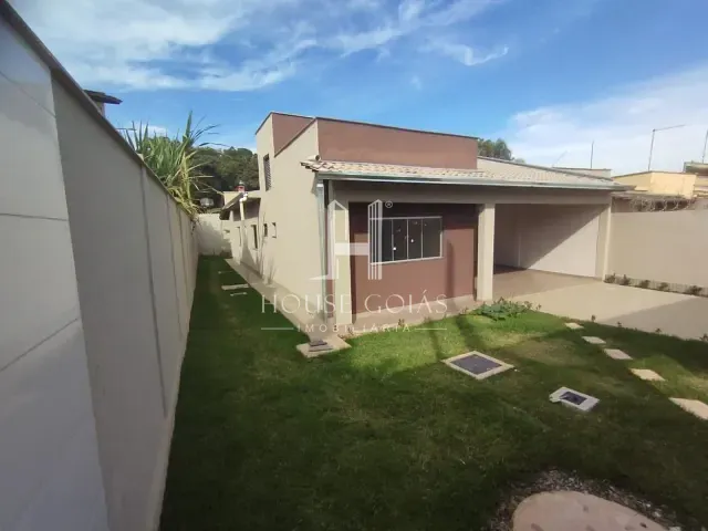 Casa com 360m² 3 quartos e 2 banheiros, à venda, no bairro Jardim Dom Bosco em Aparecida de Goiânia