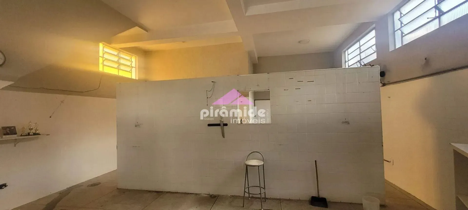 Casa, 4 quartos, 315 m² - Foto 1