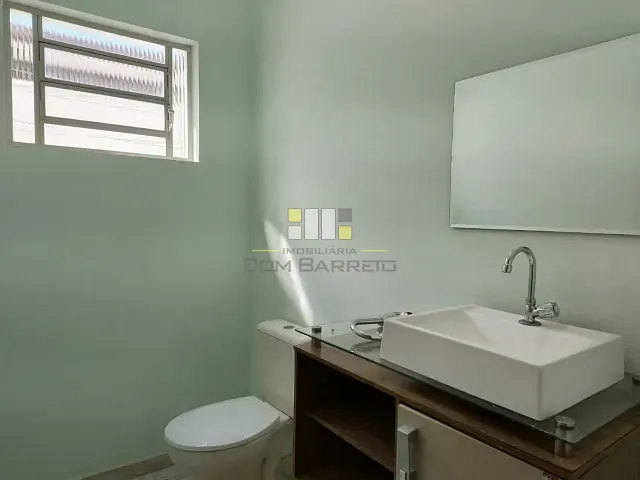 Casa 3 quartos e 3 banheiros, para alugar, no bairro Jardim Marchissolo em Sumaré