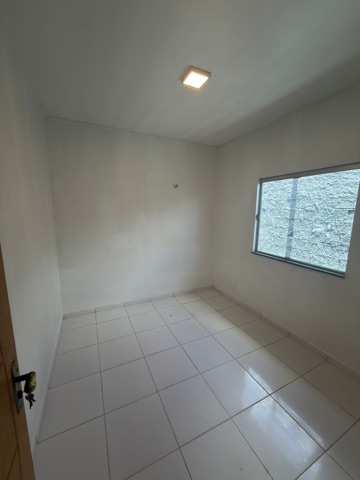Casa 3 quartos e 2 banheiros, à venda, no bairro Águas Brancas em Ananindeua