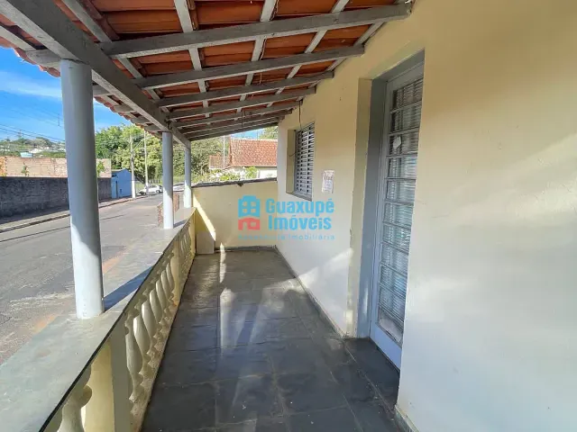 Casa 3 quartos e 1 banheiro, à venda, no bairro Vila Campanha em Guaxupé