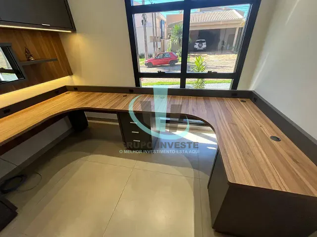 Casa com 391m² 3 quartos e 3 banheiros, à venda, no bairro Vila Xavier em Araraquara