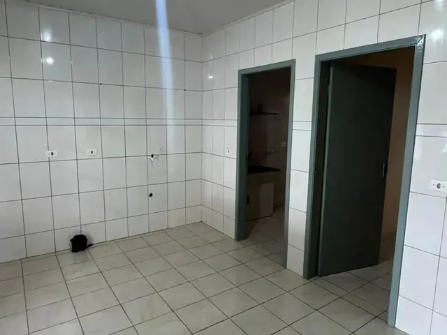 Casa 3 quartos e 1 banheiro, para alugar, no bairro São Marcos em São José Dos Pinhais