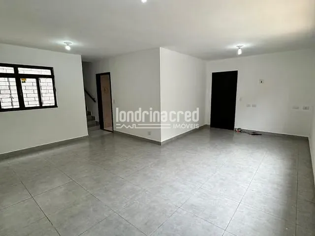 Casa com 250m² 3 quartos e 1 banheiro, à venda, no bairro Jardim Alvorada em Londrina