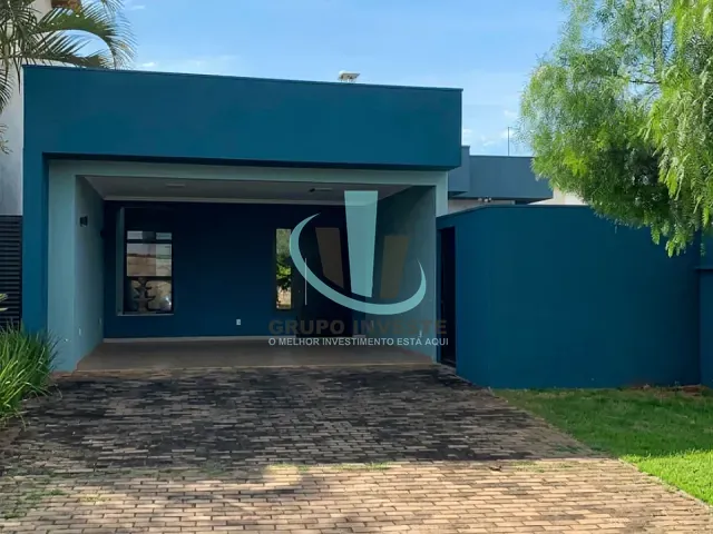 Casa 3 quartos e 4 banheiros, para alugar, no bairro Parque Residencial Damha em Araraquara