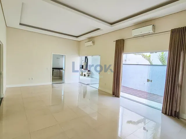 Casa com 300m² 3 quartos e 5 banheiros, para alugar, no bairro Jardim Alto da Colina em Valinhos