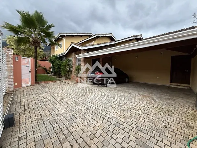 Casa com 450m² 4 quartos e 6 banheiros, à venda, no bairro Portal da Olaria em São Sebastião