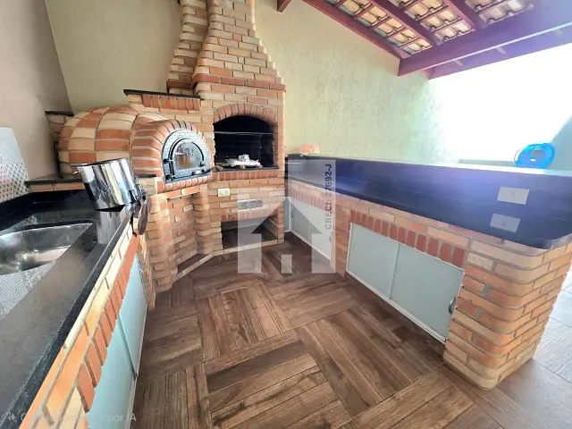 Casa com 140m² 3 quartos e 3 banheiros, à venda, no bairro Jardim Colônia em Jundiaí