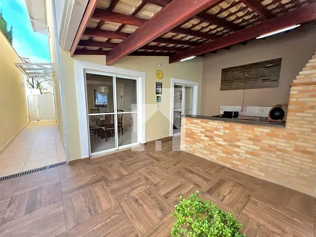 Casa com 140m² 3 quartos e 3 banheiros, à venda, no bairro Jardim Colônia em Jundiaí