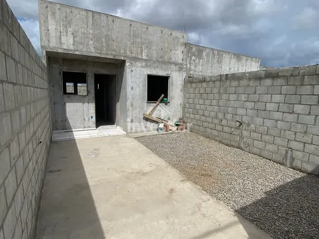 Casa 2 quartos e 2 banheiros, à venda, no bairro Serrotão em Campina Grande