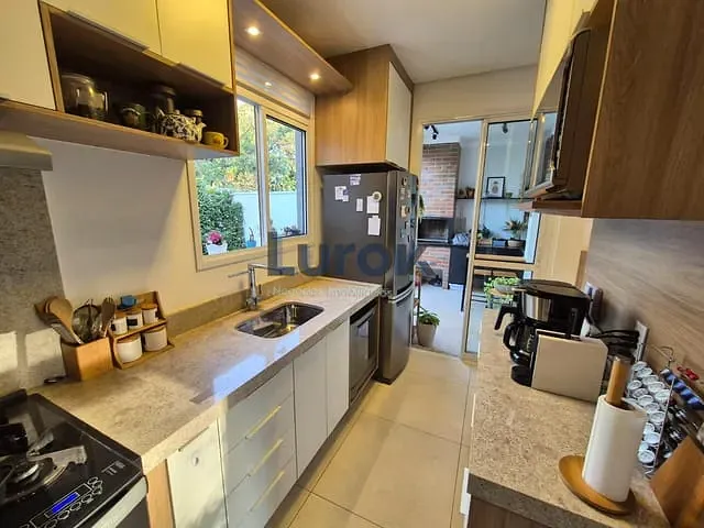 Casa com 124m² 2 quartos e 3 banheiros, à venda, no bairro Roncáglia em Valinhos
