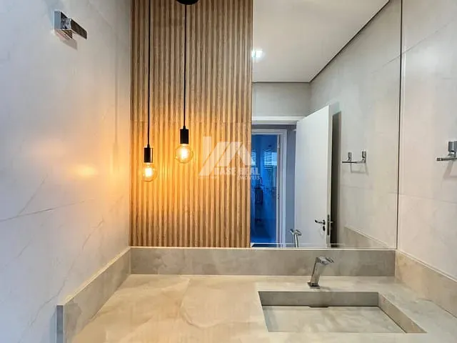 Casa com 293m² 3 quartos e 2 banheiros, à venda, no bairro São Cristóvão em Guarapuava