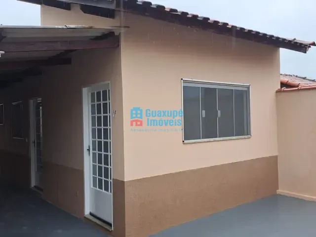 Casa 2 quartos e 1 banheiro, à venda, no bairro Jardim Alvorada em Guaxupé