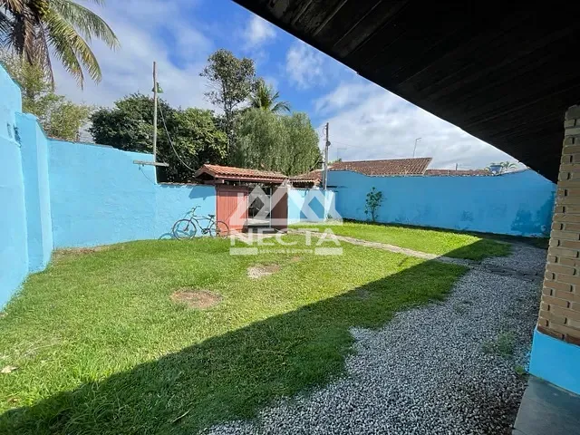 Casa com 370m² 3 quartos e 2 banheiros, à venda, no bairro Morro do Algodão em Caraguatatuba