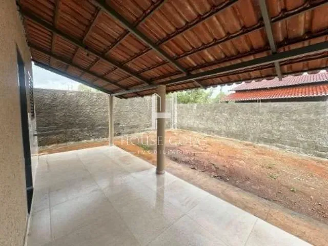 Casa com 150m² 3 quartos e 1 banheiro, à venda, no bairro Residencial Francielly Ribeiro em Goianira