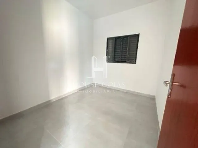 Casa com 150m² 3 quartos e 1 banheiro, à venda, no bairro Residencial Francielly Ribeiro em Goianira