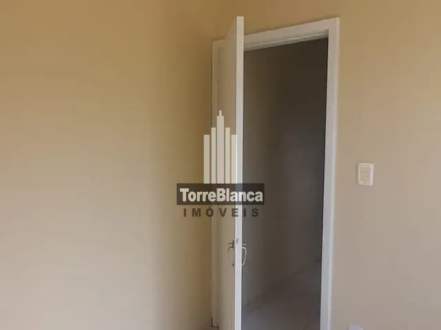 Casa com 250m² 2 quartos e 1 banheiro, à venda, no bairro Jardim Carvalho em Ponta Grossa