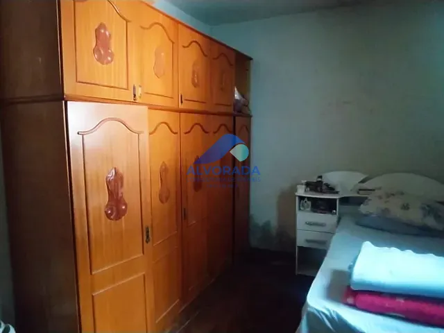 Casa com 149m² 2 quartos e 1 banheiro, à venda, no bairro Vila Tesouro em São José dos Campos