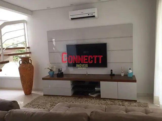 Casa com 553m² 3 quartos e 3 banheiros, à venda, no bairro Distrito de Bonfim Paulista em Ribeirão Preto