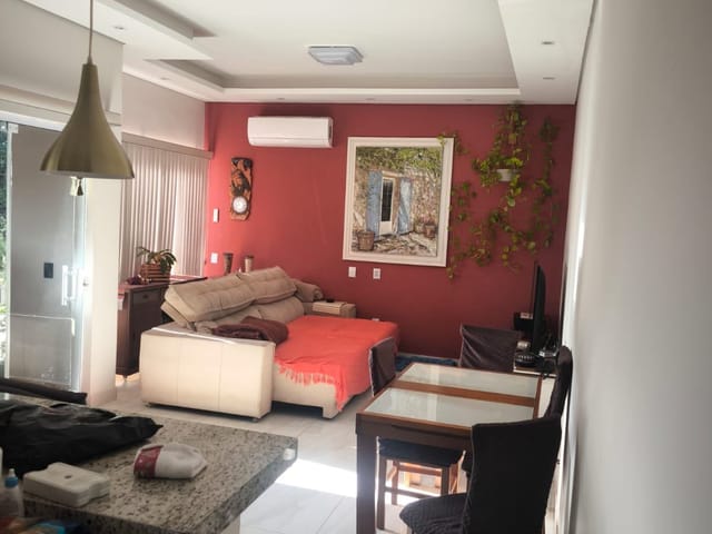Casa 2 quartos e 4 banheiros, à venda, no bairro Santana dos Cuiabanos em Valinhos