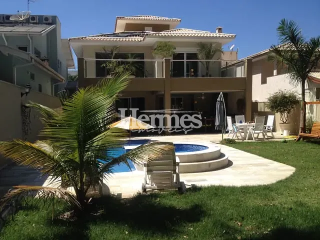 Sobrado com 622m² 3 quartos e 5 banheiros, à venda, no bairro Boa Esperança em Paulínia