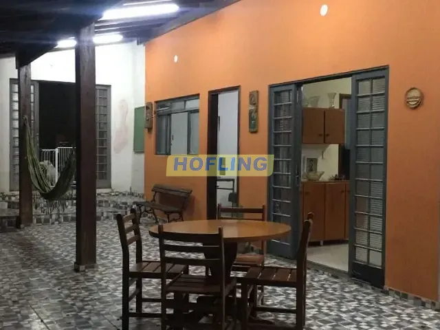 Casa com 396m² 5 quartos e 4 banheiros, à venda, no bairro Centro em Rio Claro