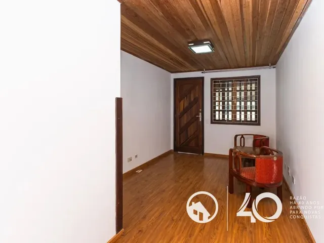 Casa 2 quartos e 1 banheiro, para alugar, no bairro Cidade Industrial em Curitiba