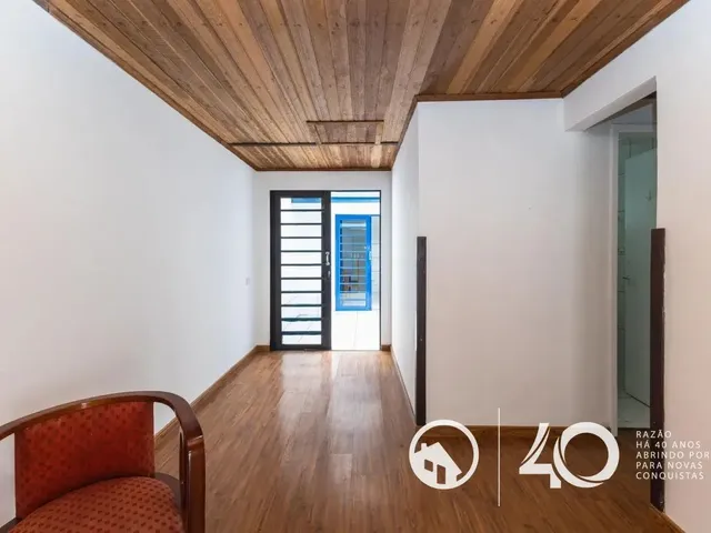 Casa 2 quartos e 1 banheiro, para alugar, no bairro Cidade Industrial em Curitiba