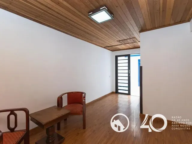 Casa 2 quartos e 1 banheiro, para alugar, no bairro Cidade Industrial em Curitiba