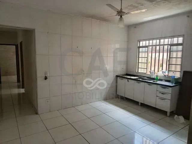 Casa 2 quartos e 1 banheiro, à venda, no bairro Jardim São Dimas em Amparo