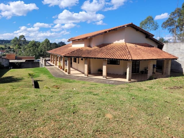 Casa com 1250m² 3 quartos e 3 banheiros, à venda, no bairro Casa Blanca em Vargem Grande Paulista