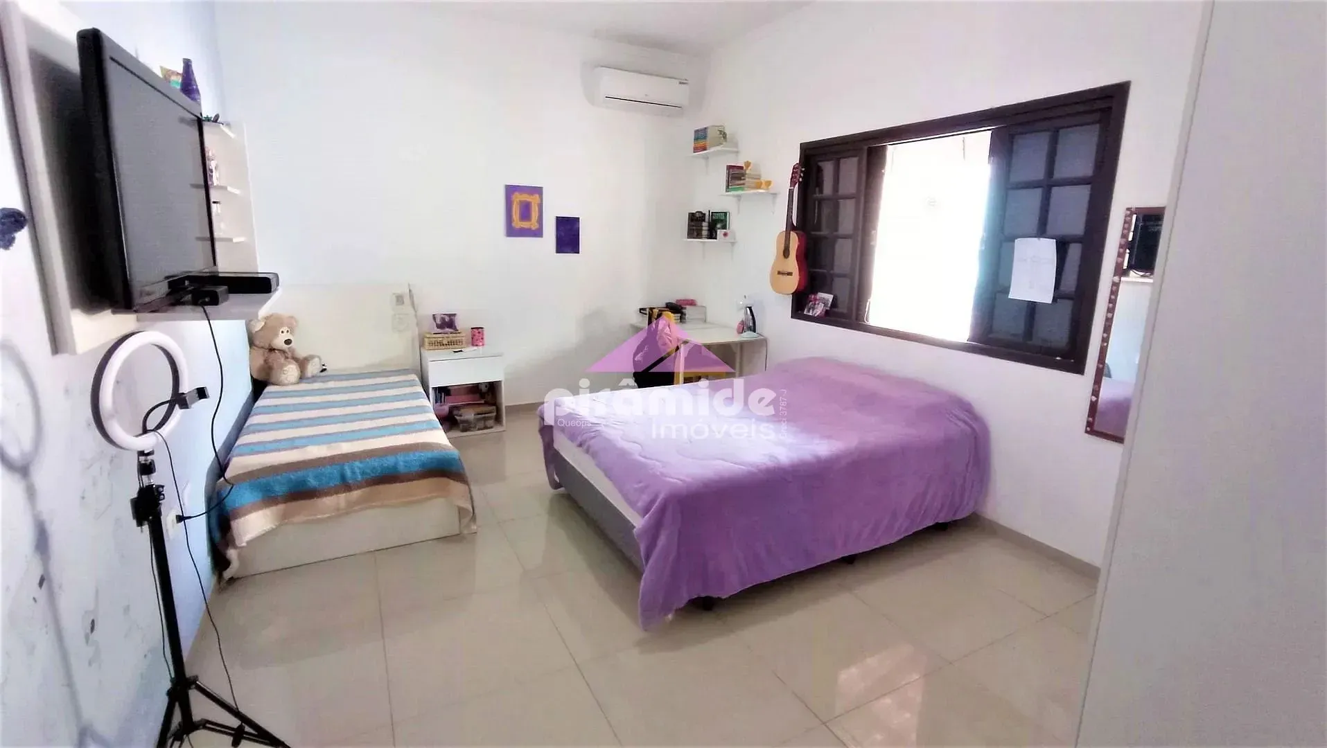 Casa, 3 quartos, 250 m² - Foto 13